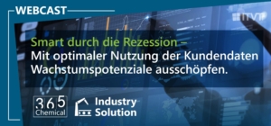 Webcast promotion with the title "Smart durch die Rezession – Mit optimaler Nutzung der Kundendaten Wachstumspotenziale ausschöpfen" featuring data dashboards and ITVT branding.